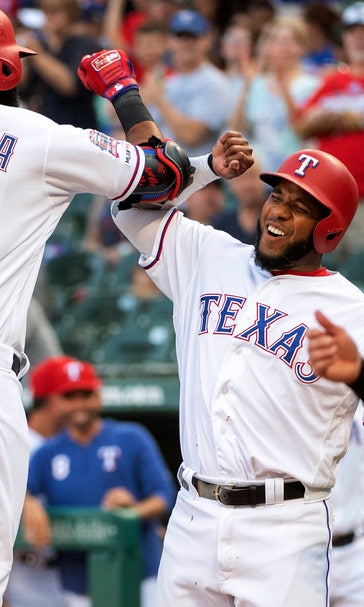 White Sox go small to beat Rangers 5-4 in 10 after 2 big HRs